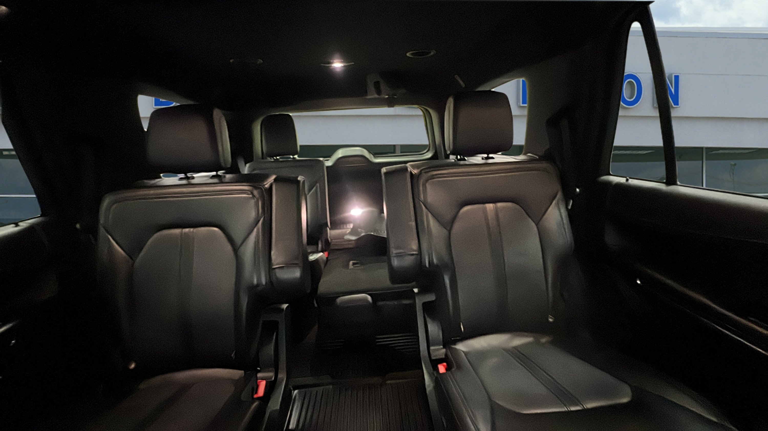 Certified 2021 Ford Expedition Limited image 17