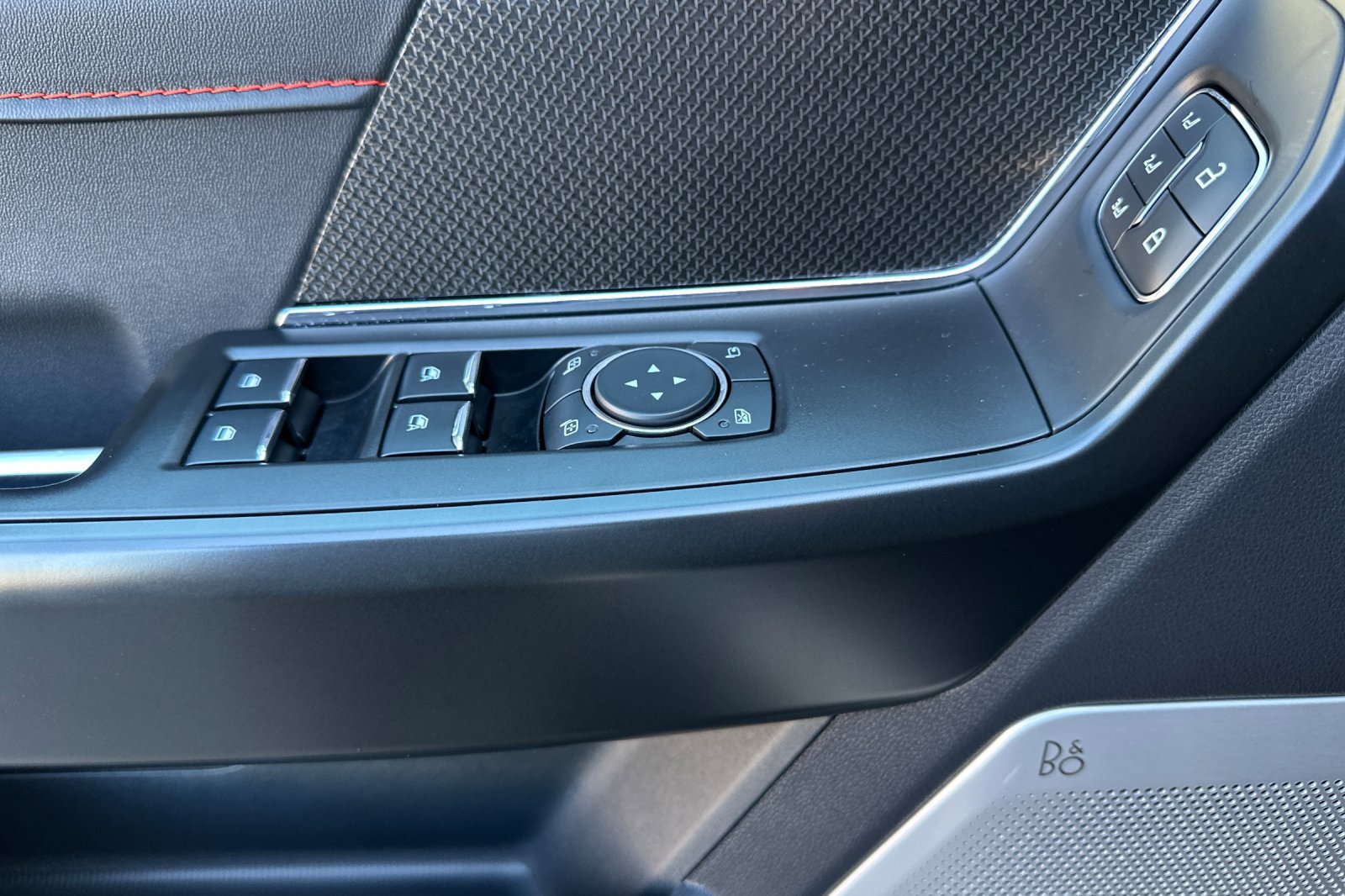 Certified 2025 Ford F150 Raptor AWD/4WD image 11