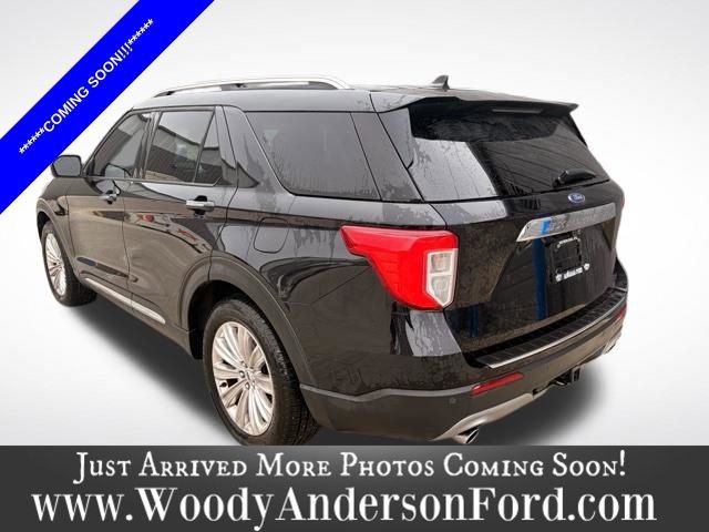 Certified 2022 Ford Explorer Limited w/ Limited Technology Package image 3