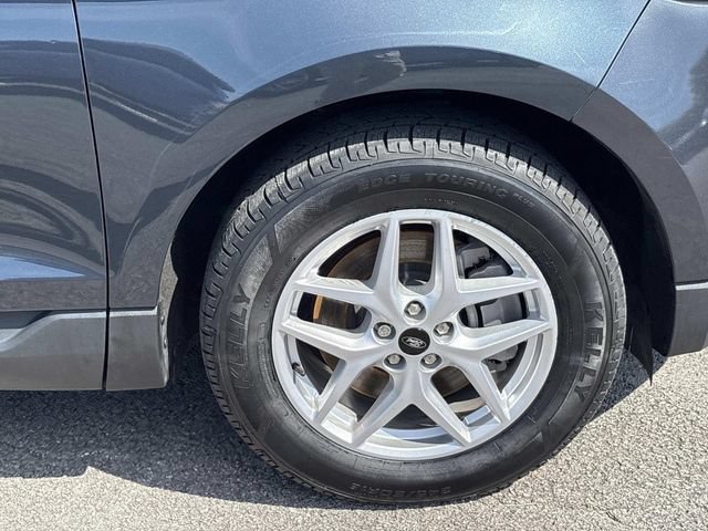 Certified 2023 Ford Edge SEL w/ Convenience Package AWD/4WD image 9