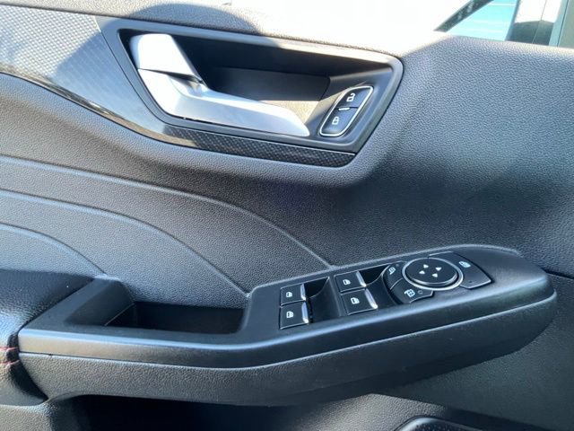 Certified 2023 Ford Escape ST-Line AWD/4WD image 15