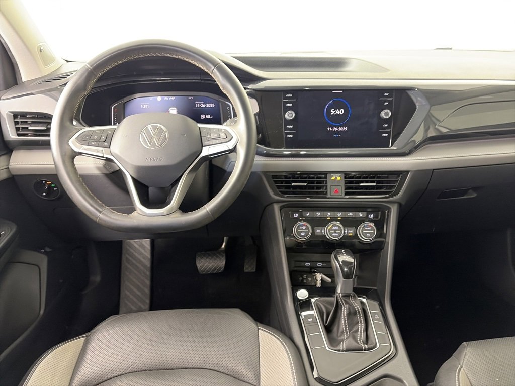 Used 2022 Volkswagen Taos SEL w/ Panoramic Sunroof Package image 14
