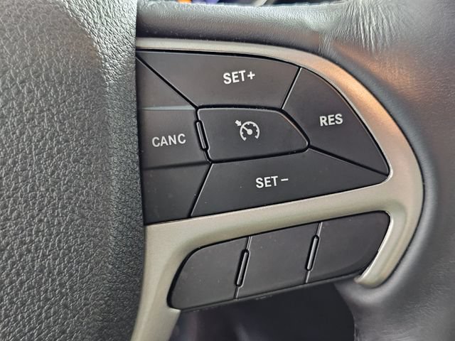 Used 2018 Jeep Grand Cherokee Limited AWD/4WD image 27