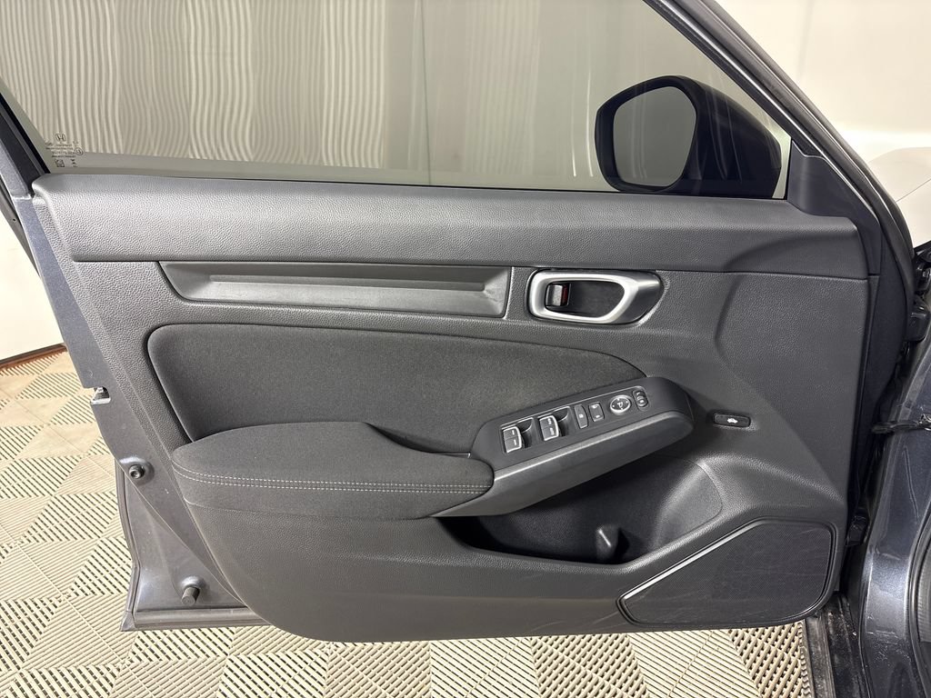 Used 2023 Honda Civic Sport image 15