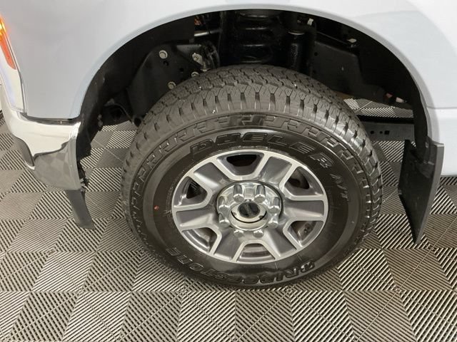 Certified 2025 Ford F350 Lariat w/ FX4 Off-Road Package AWD/4WD image 33