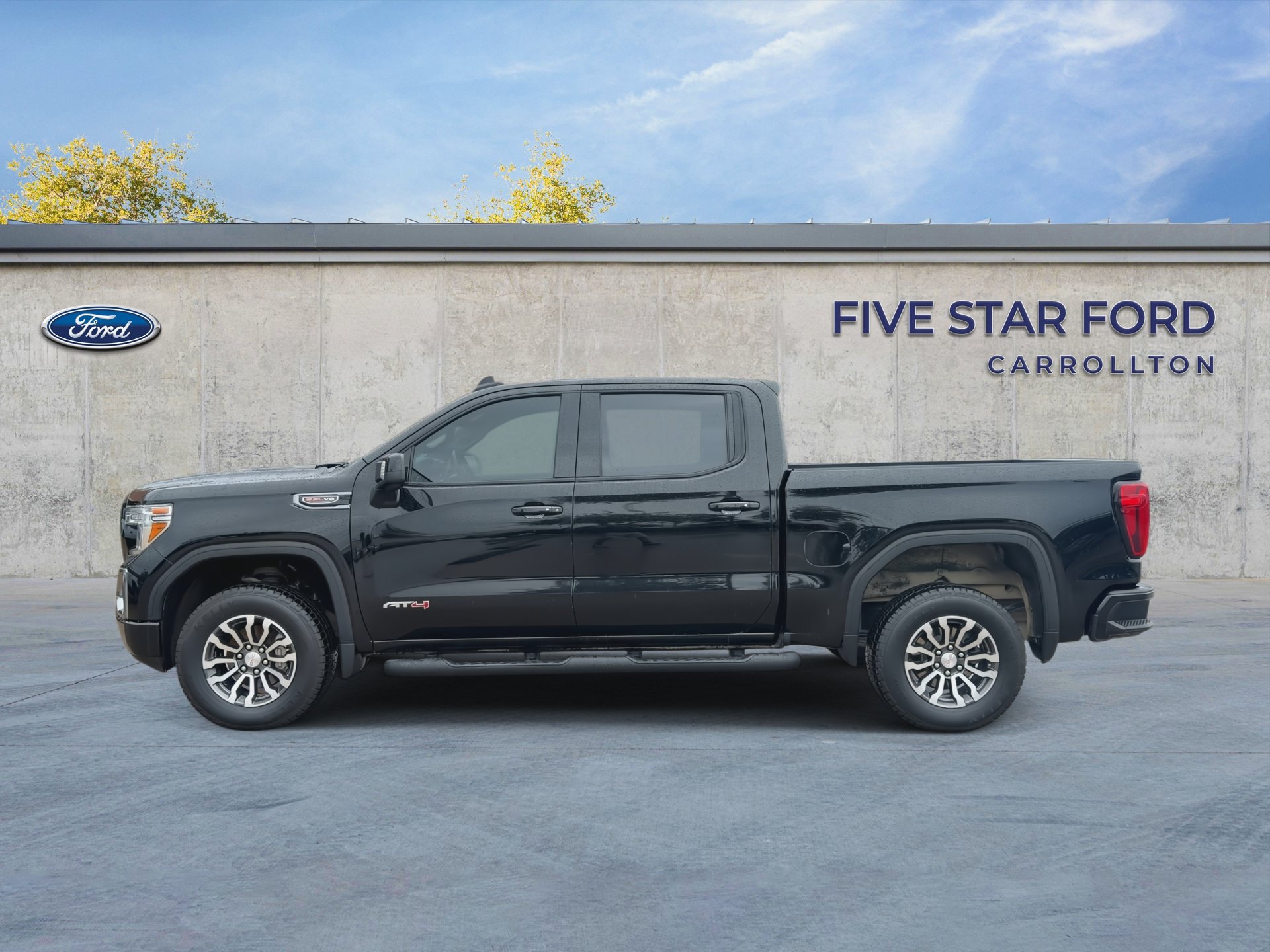 Used 2022 GMC Sierra 1500 AT4 w/ AT4 Preferred Package AWD/4WD image 5