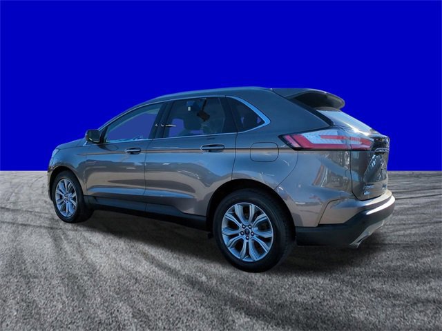 Certified 2019 Ford Edge Titanium image 3
