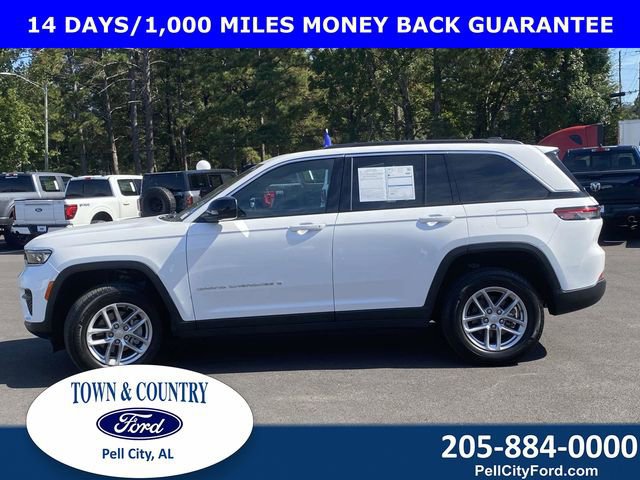 Used 2024 Jeep Grand Cherokee Laredo X image 2