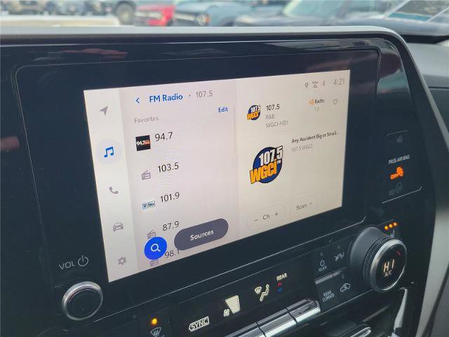 Used 2023 Toyota Highlander XLE image 17