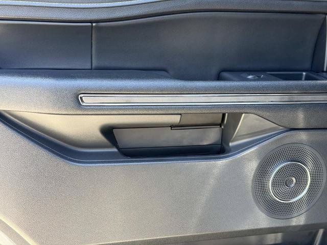 Certified 2022 Ford Expedition XLT RWD image 21