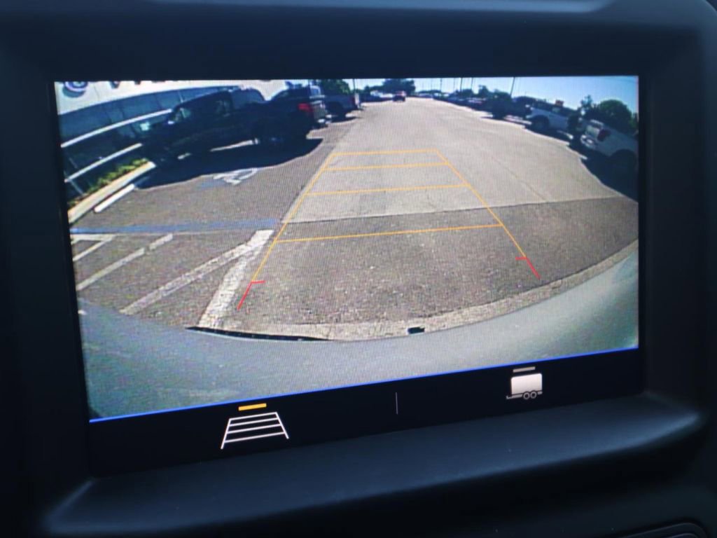 Used 2022 Chevrolet Silverado 1500 Custom image 9