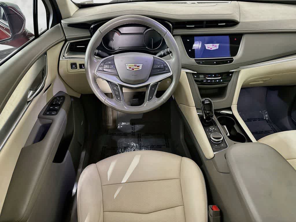 Used 2021 Cadillac XT5 Premium Luxury FWD image 10