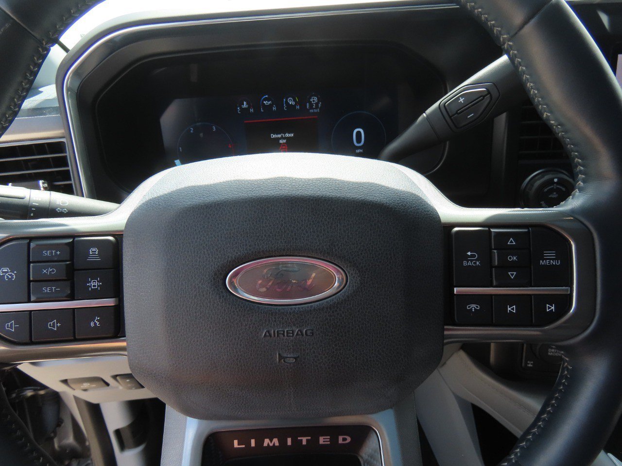 Certified 2024 Ford F250 Limited w/ FX4 Off-Road Package AWD/4WD image 26