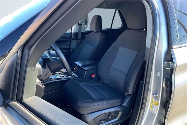 Certified 2024 Ford Explorer XLT image 25