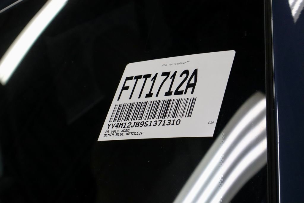 Used 2025 Volvo XC90 B5 Plus w/ Protection Package AWD/4WD image 36