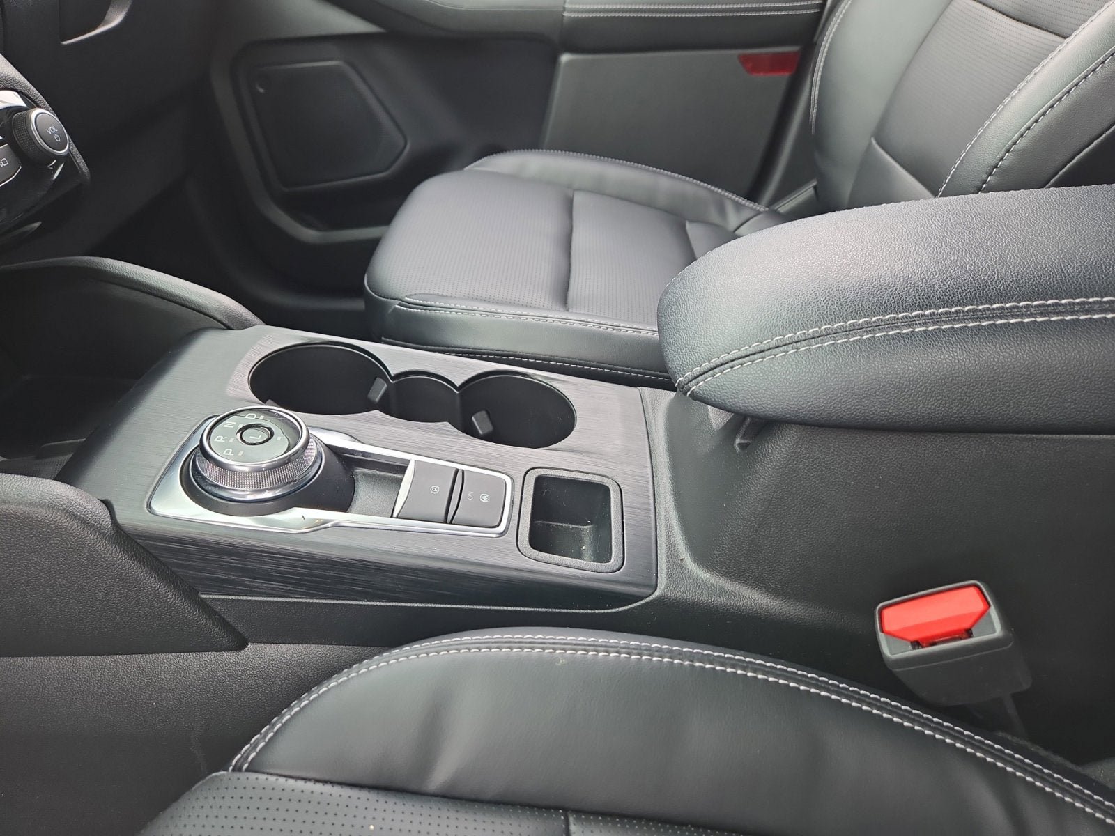 Certified 2023 Ford Escape Platinum AWD/4WD image 22