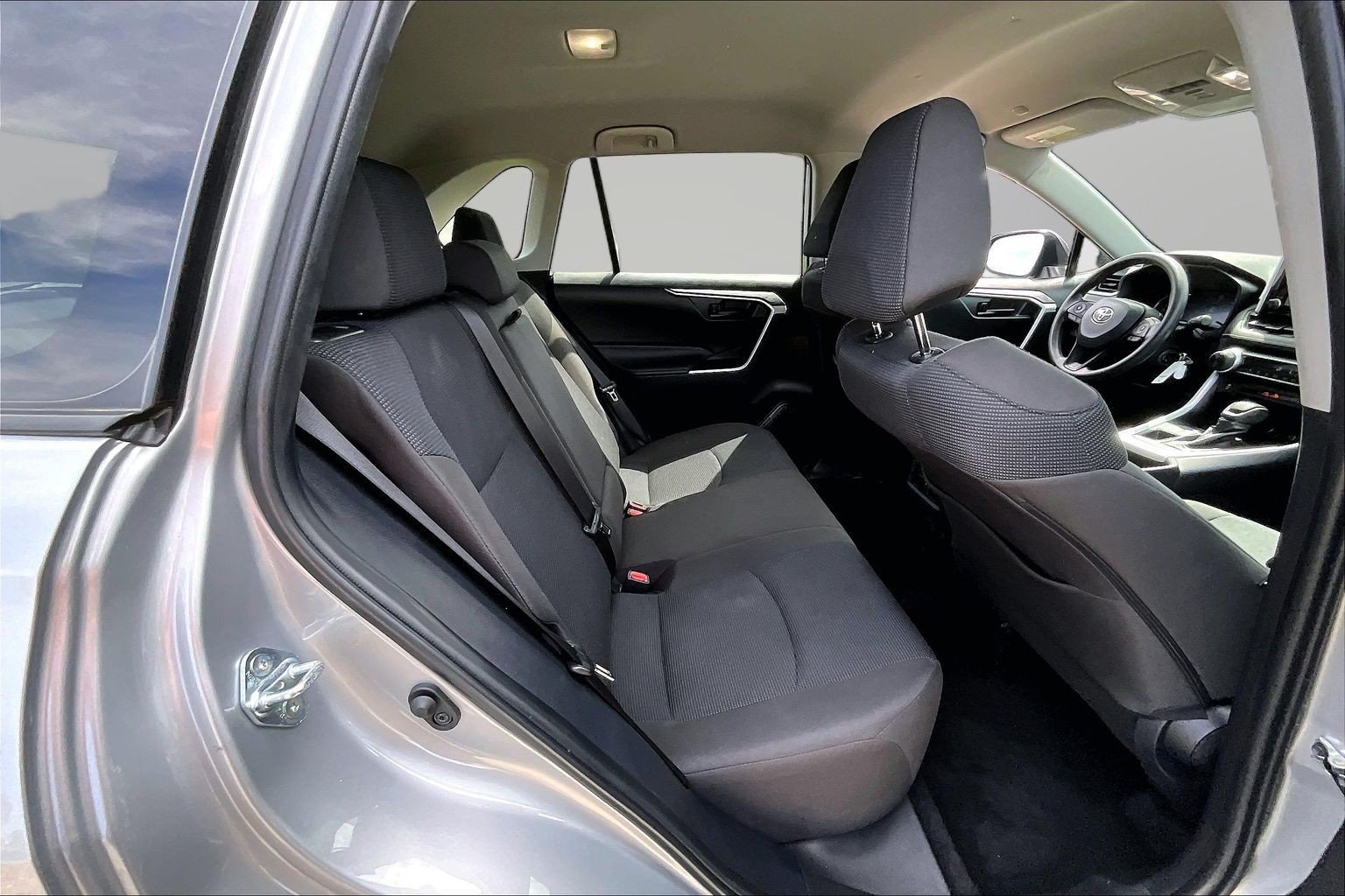 Used 2025 Toyota RAV4 LE AWD/4WD image 19
