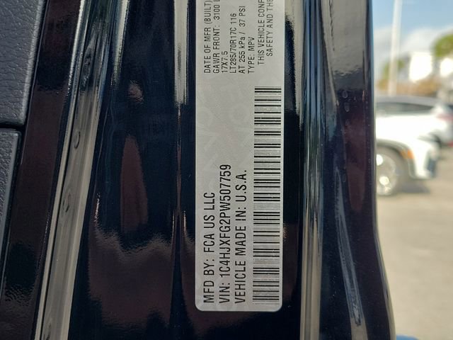 Used 2023 Jeep Wrangler Unlimited Rubicon w/ Cold Weather Group image 30