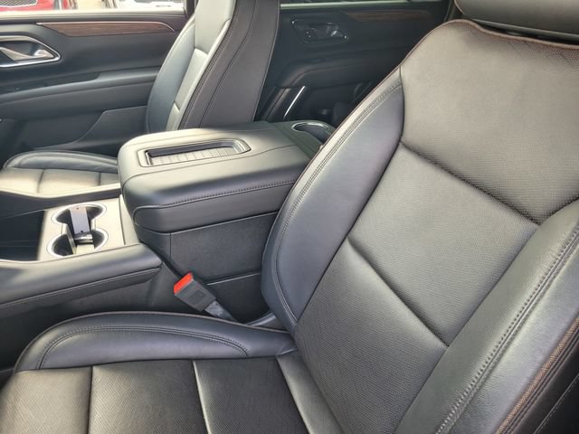 Used 2024 Chevrolet Suburban High Country w/ Max Trailering Package AWD/4WD image 11