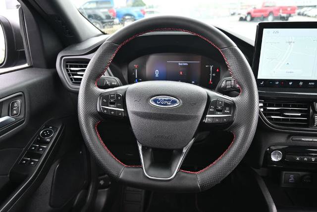 Certified 2023 Ford Escape ST-Line w/ Tech Pack #1 FWD image 32