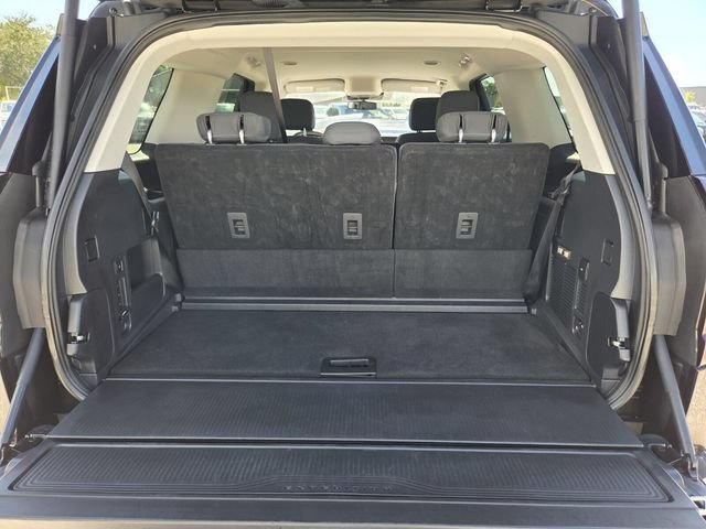 Certified 2025 Ford Expedition Active RWD image 17