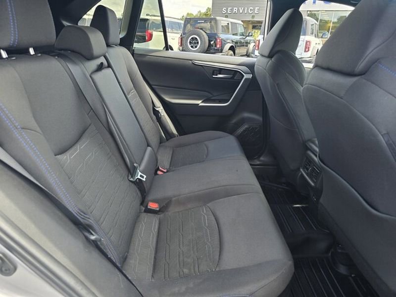 Used 2023 Toyota RAV4 SE AWD/4WD image 20