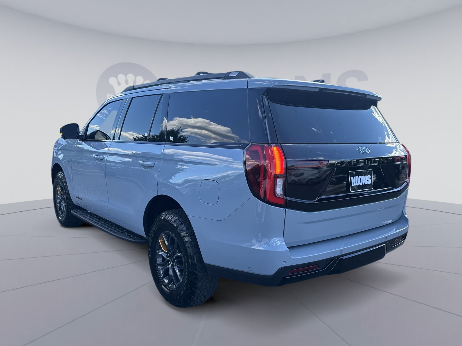 Certified 2025 Ford Expedition Tremor AWD/4WD image 8