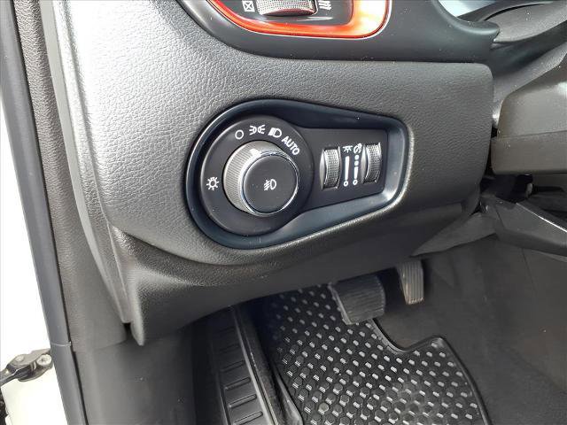 Used 2022 Jeep Renegade Trailhawk w/ Trailer Tow Group image 22