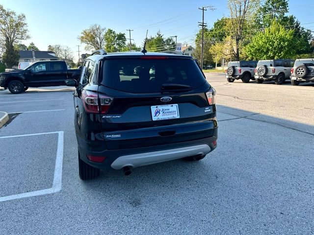 Certified 2018 Ford Escape SE w/ SE Sync 3 Package FWD image 13