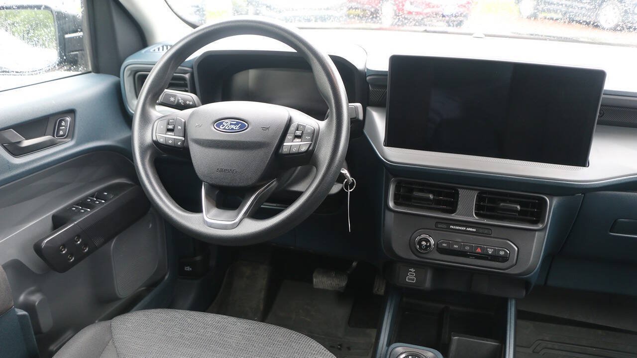 Certified 2025 Ford Maverick XL FWD image 17