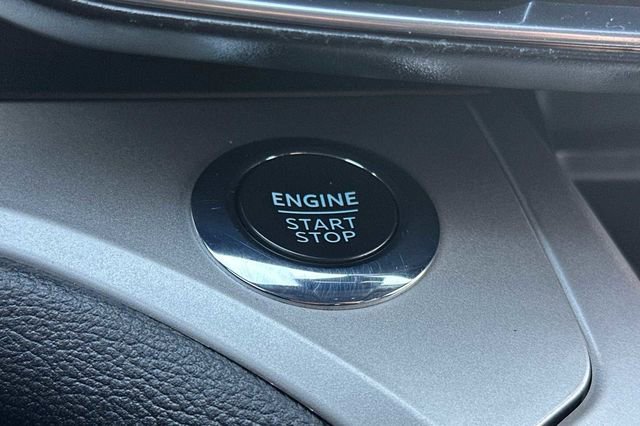 Certified 2022 Ford Explorer XLT w/ Equipment Group 202A image 21