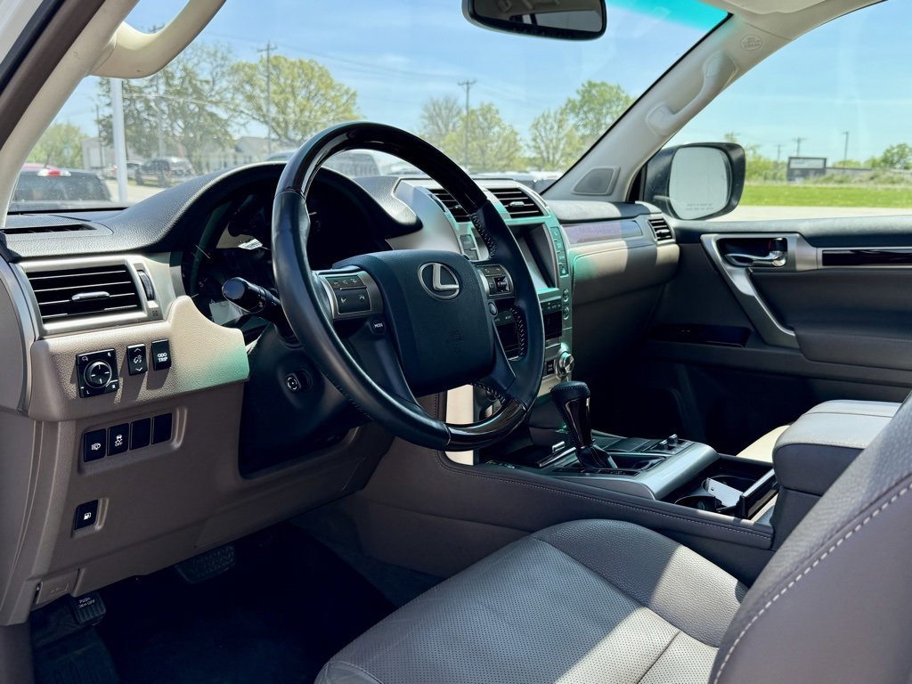 Used 2019 Lexus GX 460 460 image 9