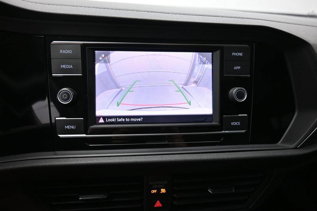 Used 2023 Volkswagen Jetta SE FWD image 4