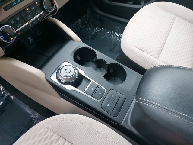 Certified 2022 Ford Escape SE w/ SE Sport Appearance Package FWD image 24