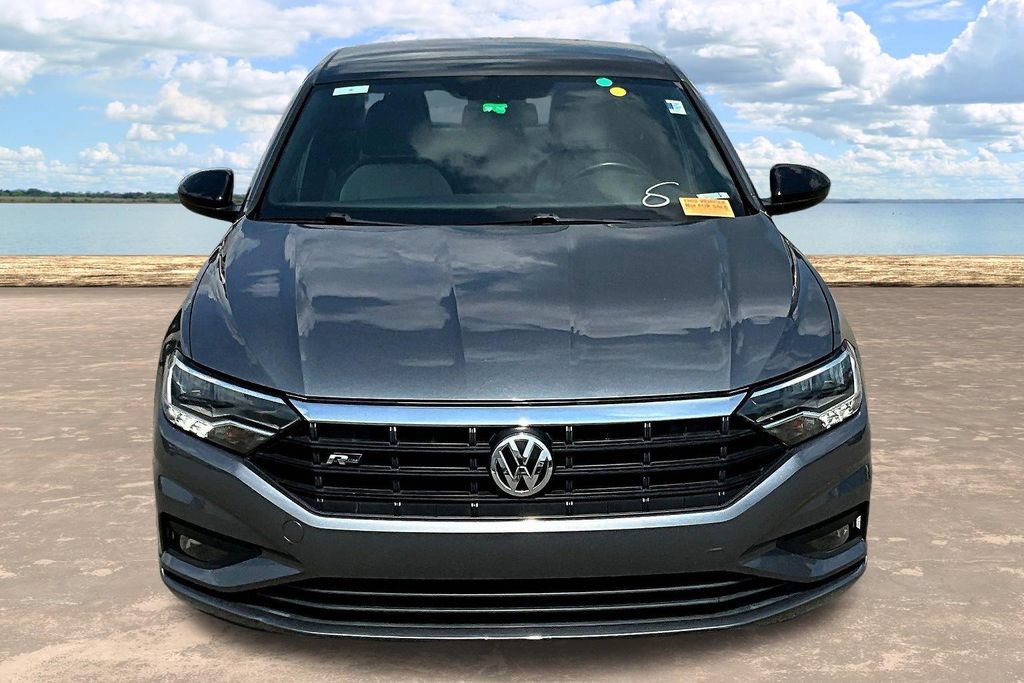 Used 2019 Volkswagen Jetta R-Line w/ R-Line Cold Weather Package FWD image 4