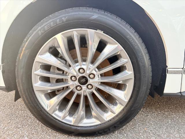 Certified 2022 Ford Edge Titanium w/ Equipment Group 301A image 9