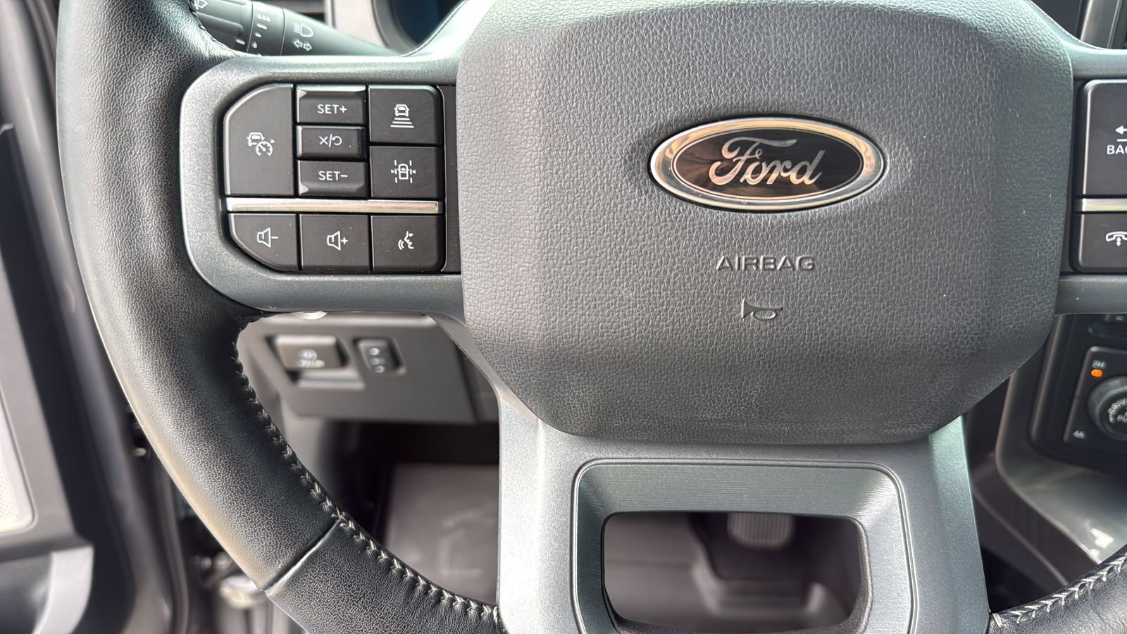 Certified 2023 Ford F150 Lariat w/ Equipment Group 502A High AWD/4WD image 16