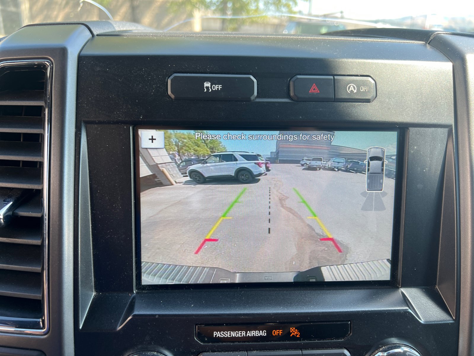 Certified 2018 Ford F150 XLT w/ Equipment Group 302A Luxury AWD/4WD image 21