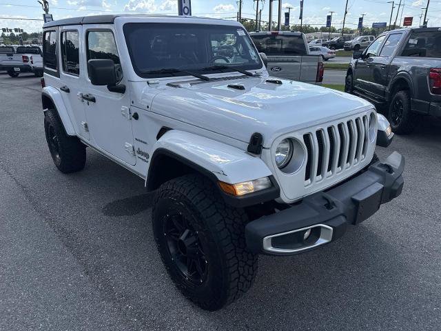Used 2019 Jeep Wrangler Unlimited Sahara w/ Cold Weather Group AWD/4WD image 3