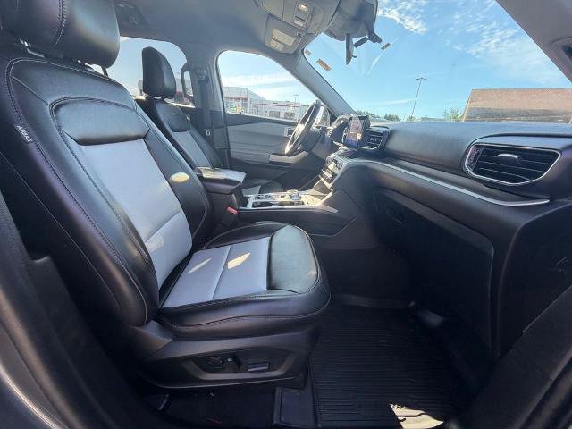 Certified 2023 Ford Explorer XLT w/ Equipment Group 202A AWD/4WD image 35