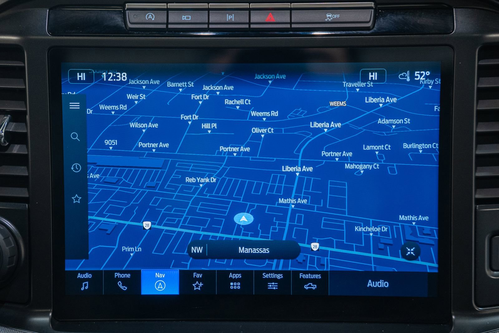 Certified 2024 Ford F150 Lariat w/ Equipment Group 502A High image 27