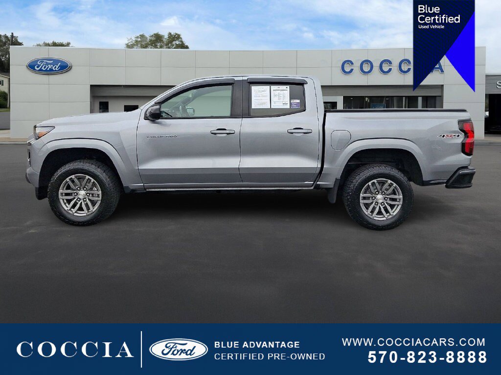 Used 2023 Chevrolet Colorado LT AWD/4WD image 7