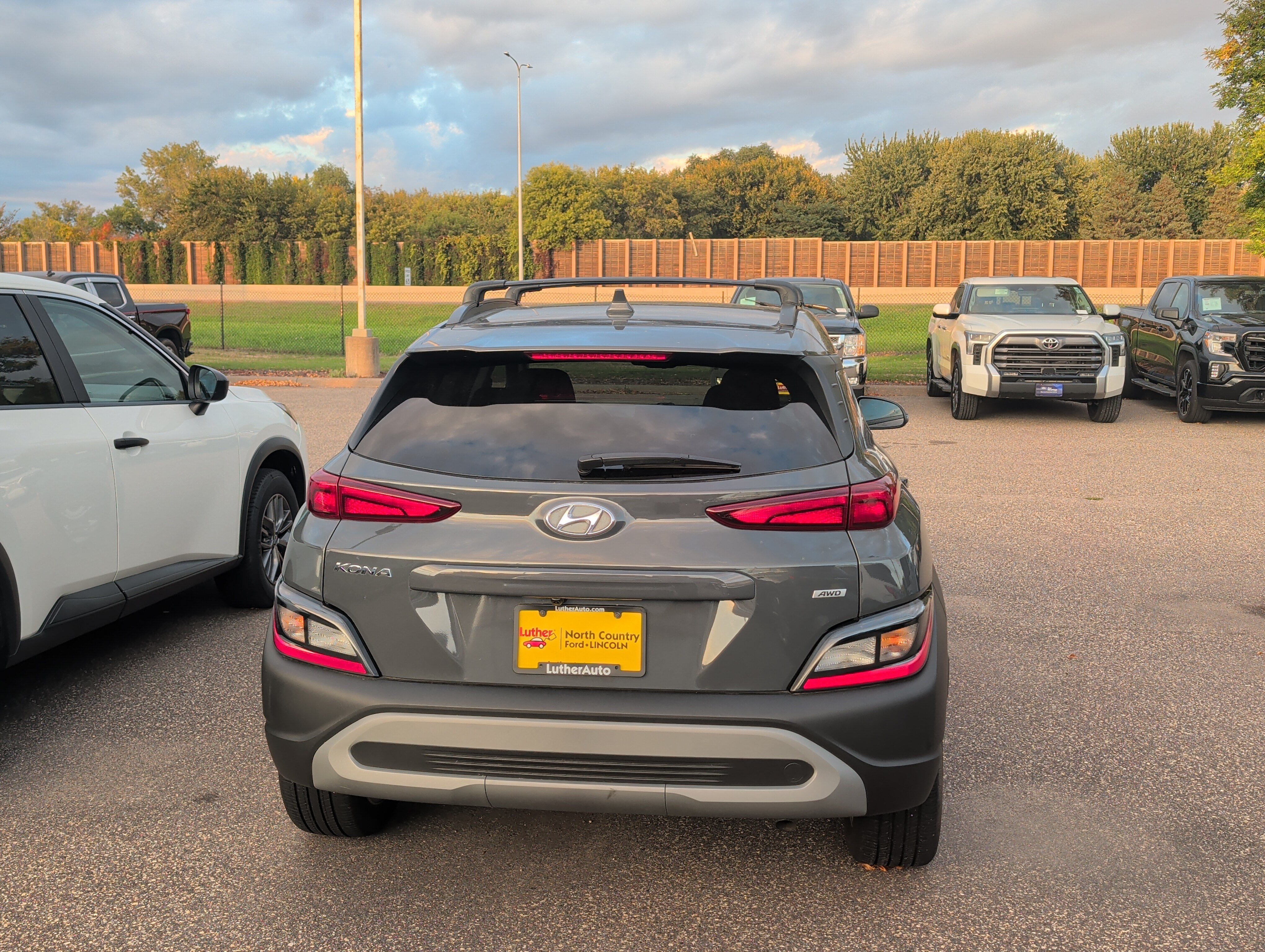 Used 2023 Hyundai Kona SEL w/ Convenience Package AWD/4WD image 5