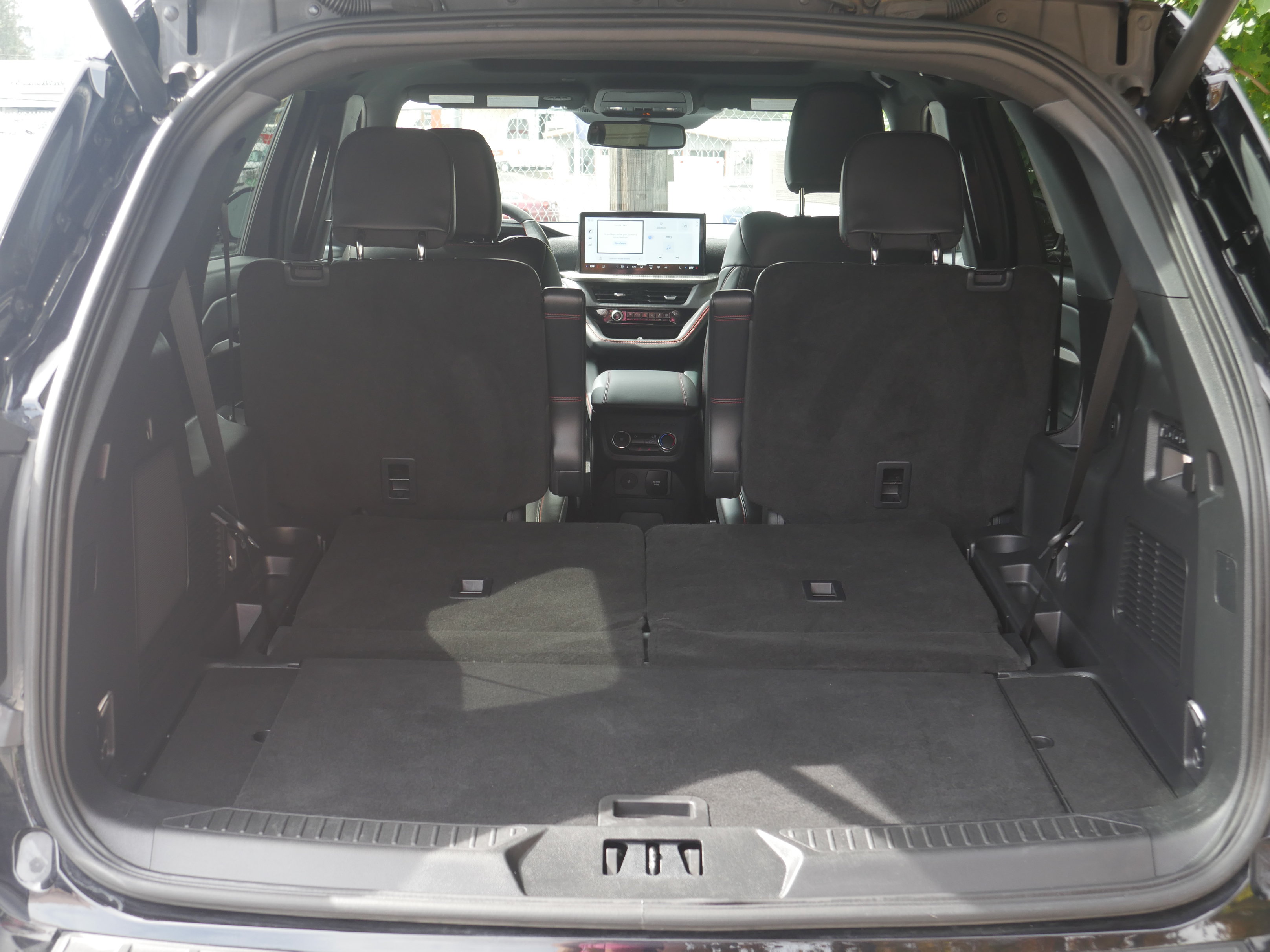 Certified 2025 Ford Explorer ST AWD/4WD image 22