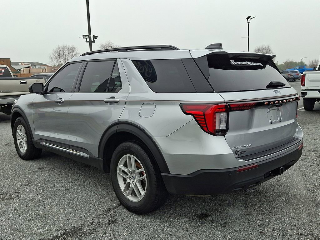 Certified 2025 Ford Explorer Active image 2