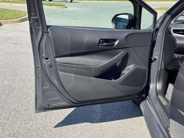 Used 2024 Toyota Corolla LE w/ LE Convenience Package FWD image 14