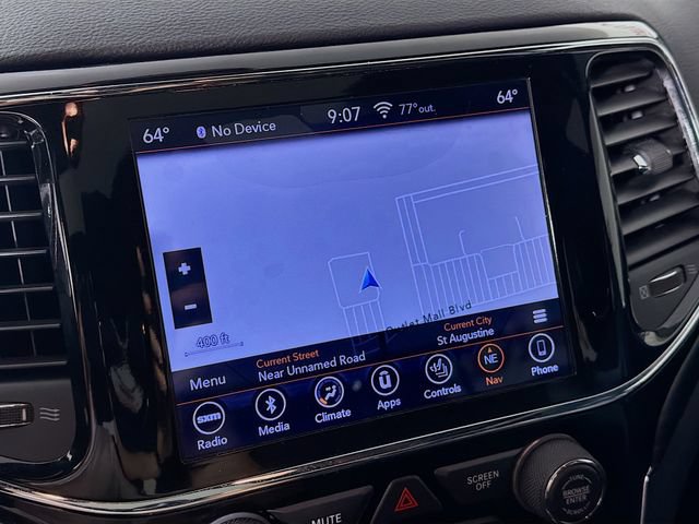 Used 2019 Jeep Grand Cherokee Altitude RWD image 16