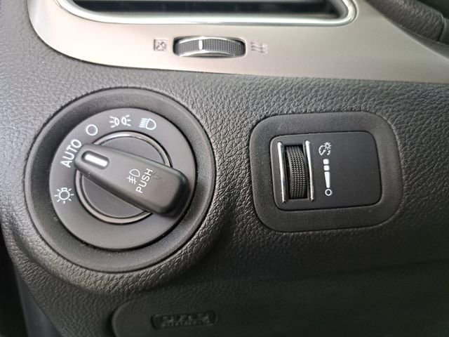 Used 2019 Dodge Journey Crossroad w/ Popular Equipment Group AWD/4WD image 20