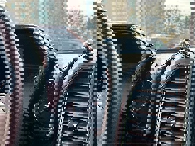 Certified 2017 Ford F250 Lariat w/ Chrome Package image 16