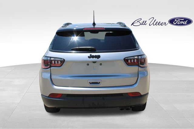 Used 2022 Jeep Compass Latitude w/ Sun and Sound Group FWD image 6